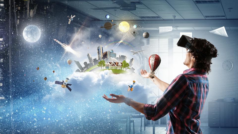 Immersive Content Development and Virtual Reality 1